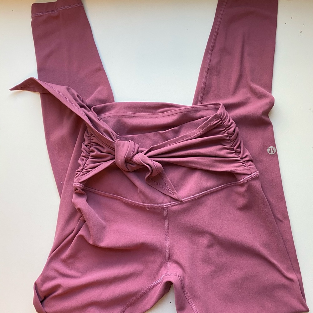 BRAND NEW pink lulu align leggings